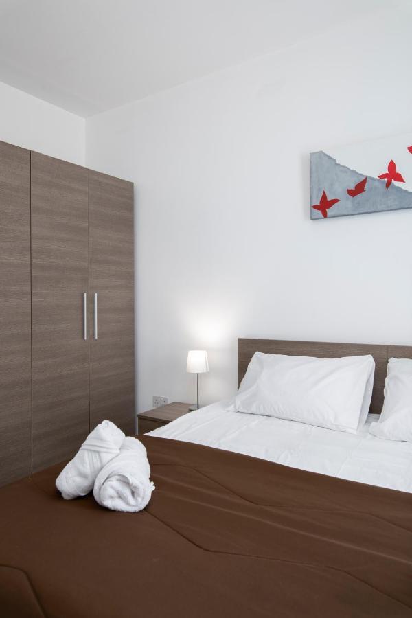 Sea View Apartment 2 Bedrooms 2 Bathrooms, 2 Minutes Away From The Sea San Ġiljan Extérieur photo