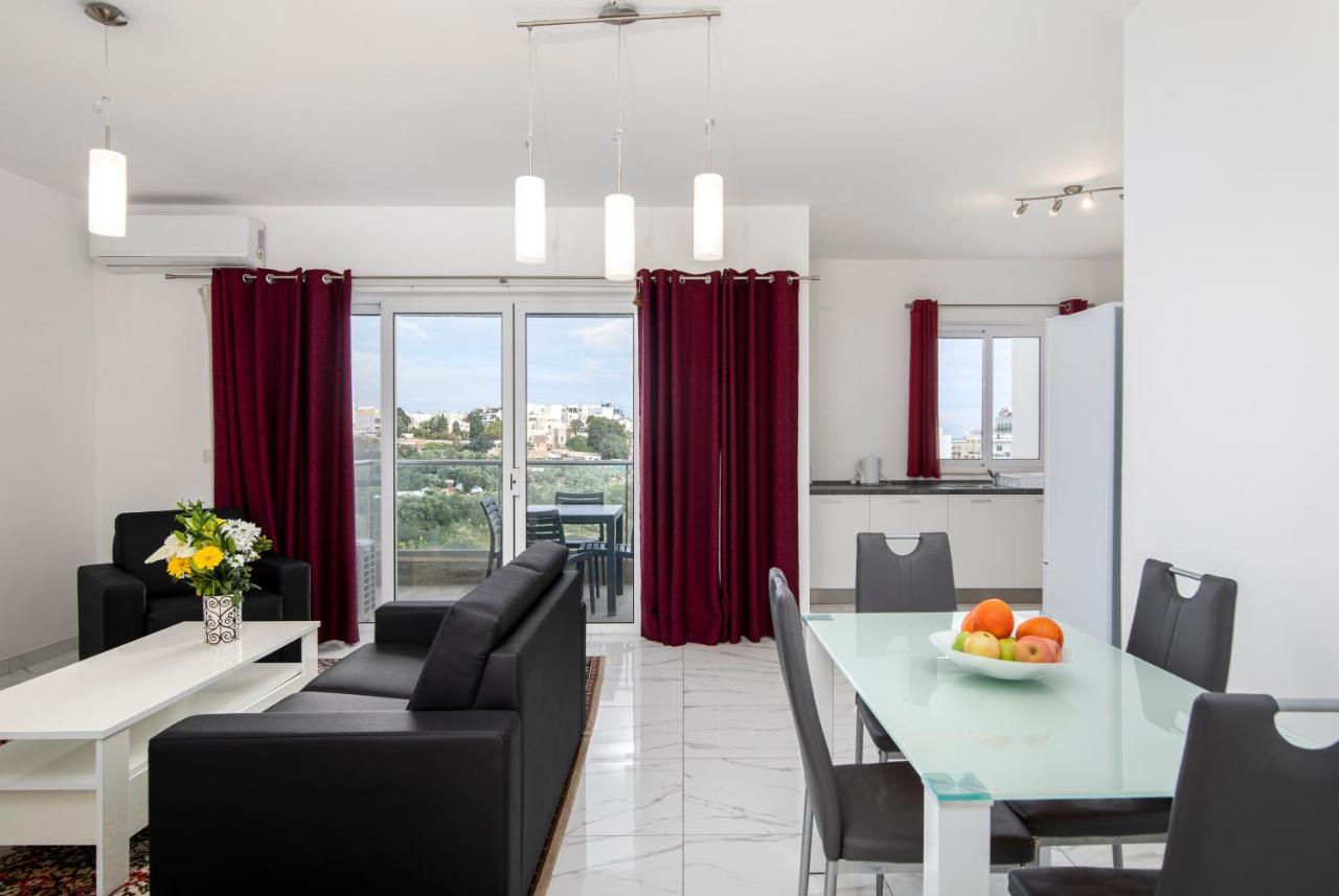 Sea View Apartment 2 Bedrooms 2 Bathrooms, 2 Minutes Away From The Sea San Ġiljan Extérieur photo